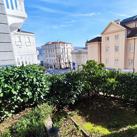 Dunja & Sea Terrace *