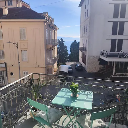 Dunja & Sea Terrace * Opatija