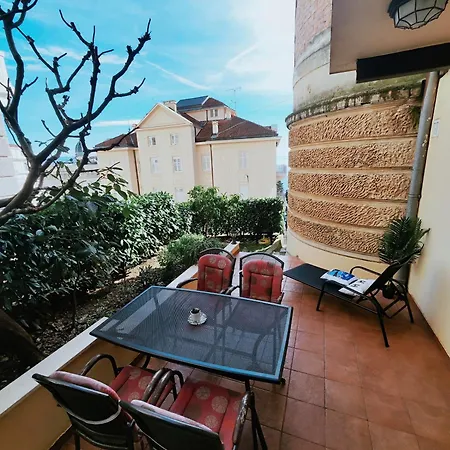 Апартаменты Dunja & Sea Terrace *