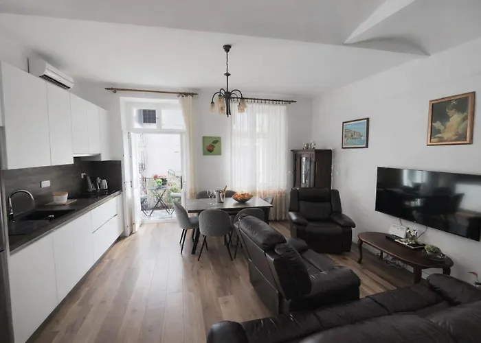 Dunja & Sea Terrace Апартаменти Опатія